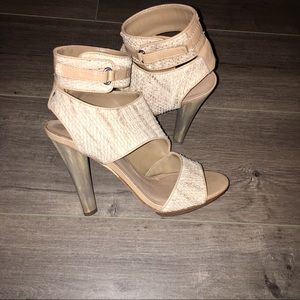 Women’s heels